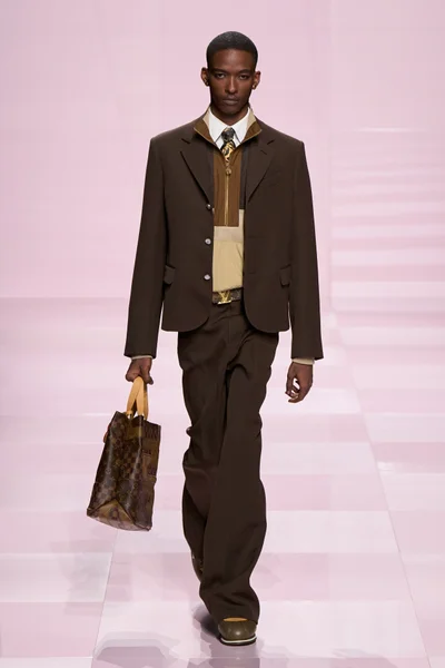 Look 21